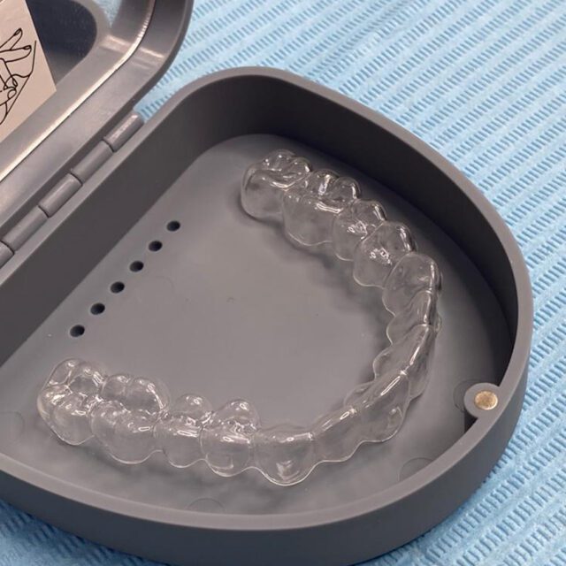 aparat dentar spark detasabil